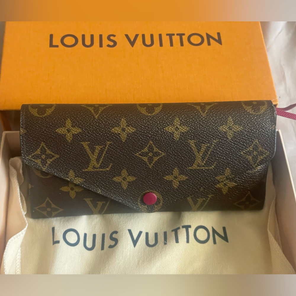 Authentic Loius Vuitton Monogram Josephine envelope wallet
